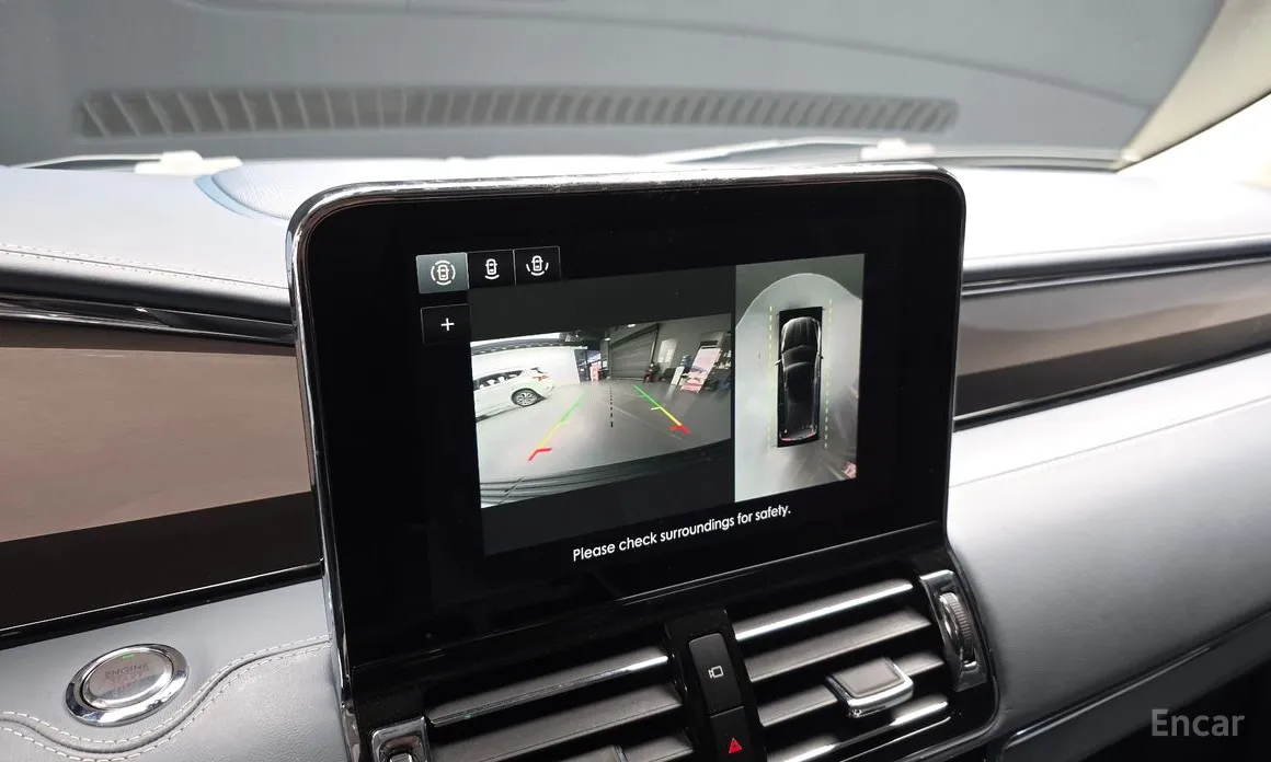 Фото 16 - Lincoln Navigator