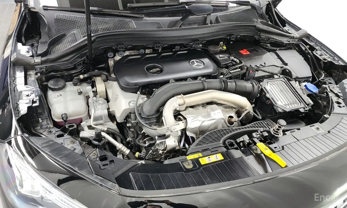 Фото 6 - Mercedes-Benz GLA-Class