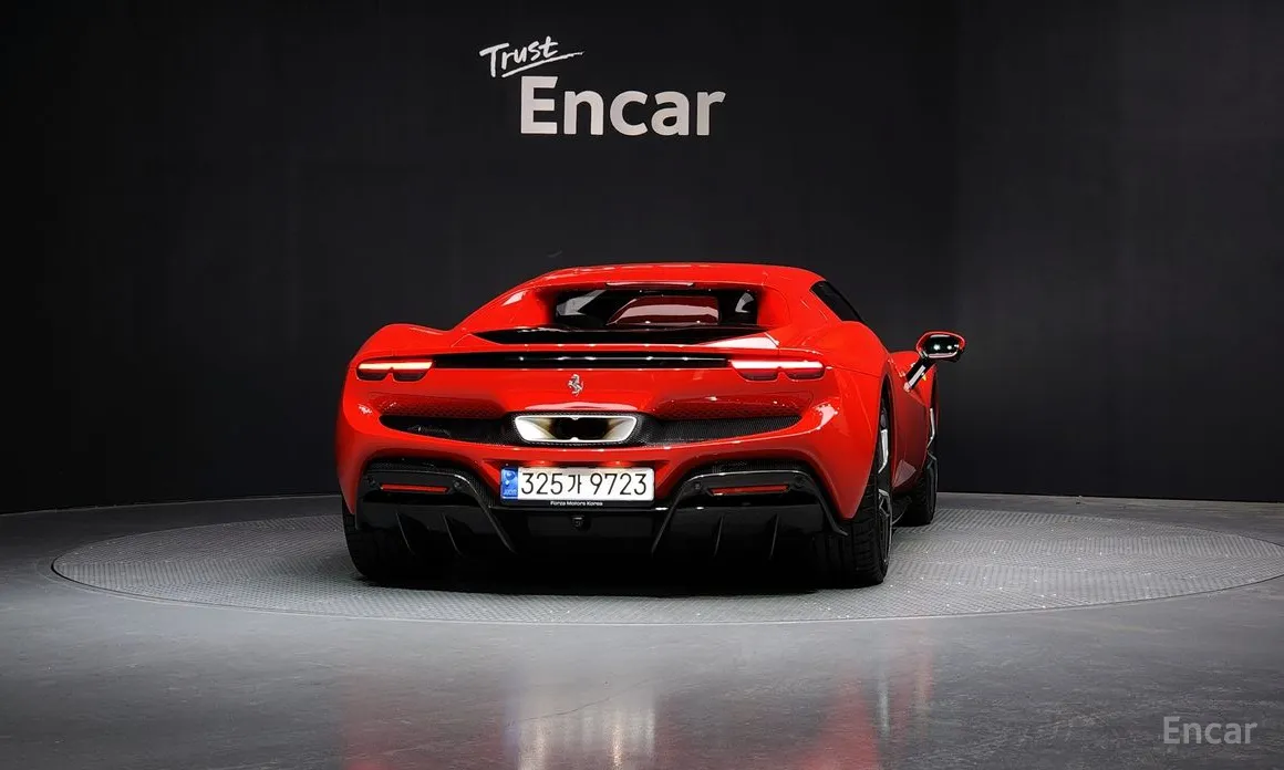 Фото 4 - Ferrari 296