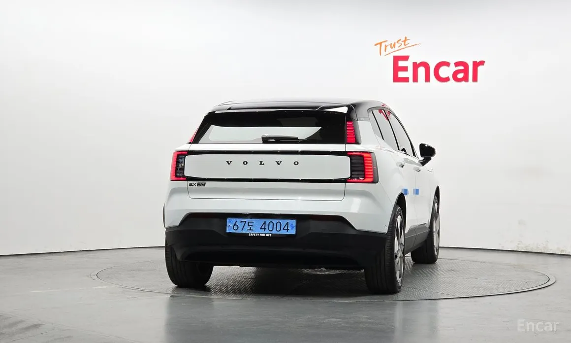 Фото 4 - Volvo EX30