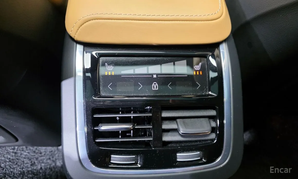 Фото 18 - Volvo S60