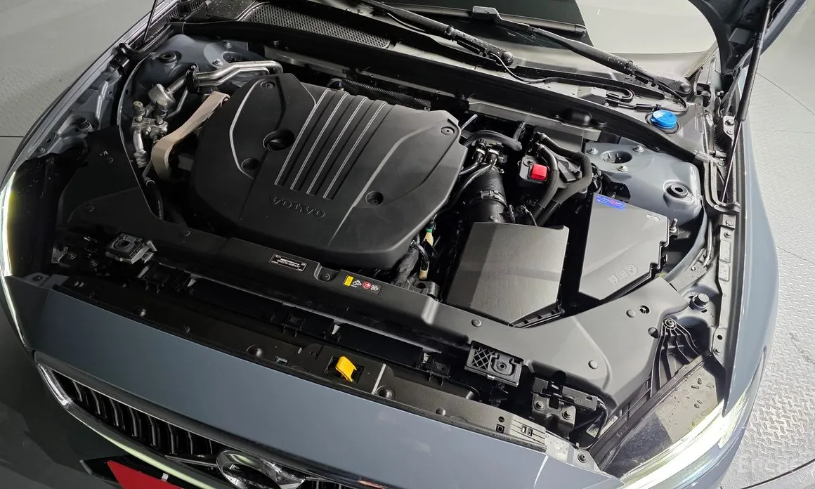 Фото 6 - Volvo S60