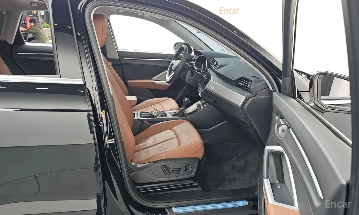 Фото 11 - Audi Q3