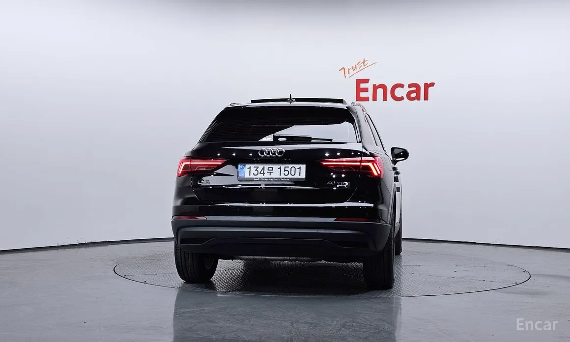 Фото 4 - Audi Q3