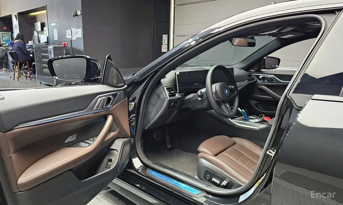 Фото 11 - BMW i4