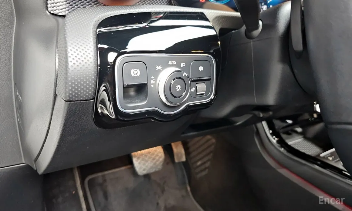 Фото 18 - Mercedes-Benz A-Class