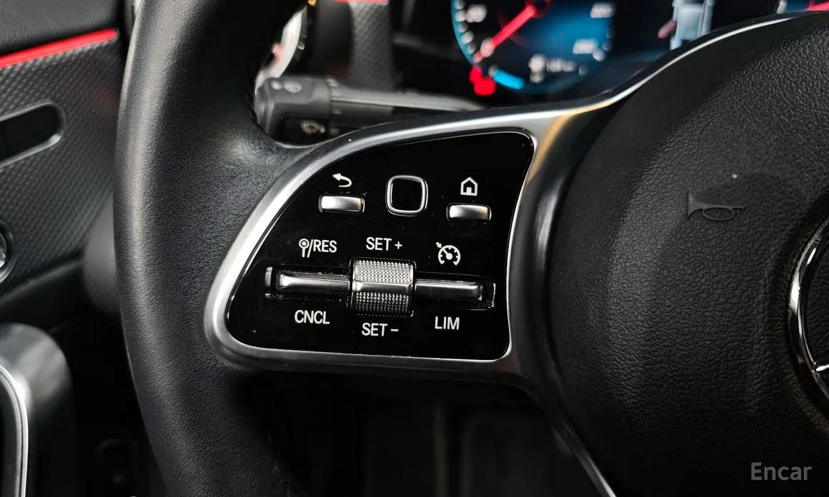 Фото 19 - Mercedes-Benz A-Class