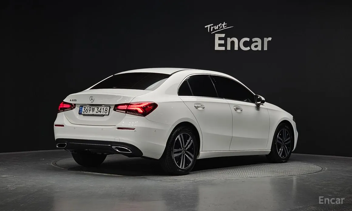 Фото 2 - Mercedes-Benz A-Class