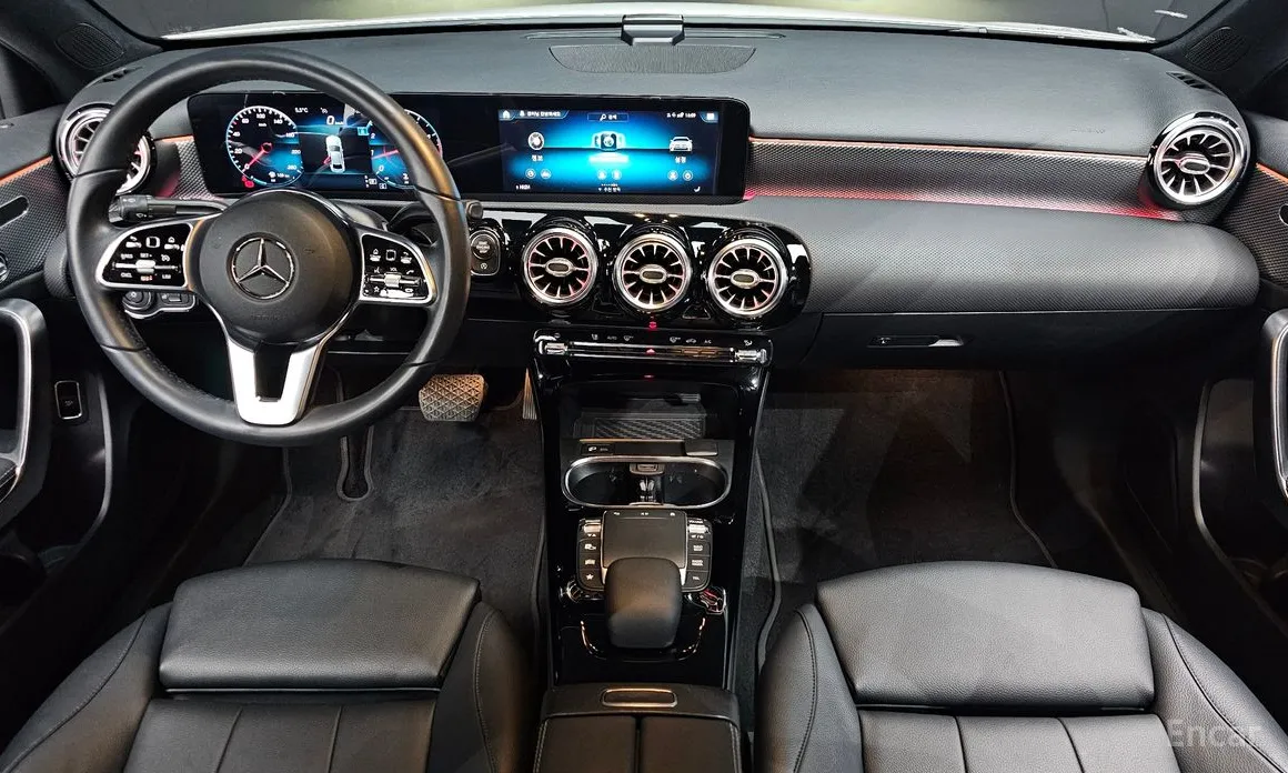 Фото 7 - Mercedes-Benz A-Class