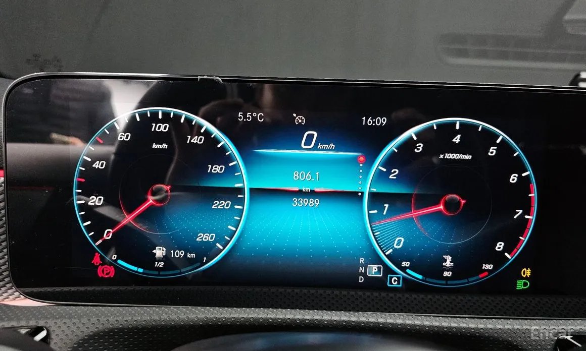 Фото 8 - Mercedes-Benz A-Class