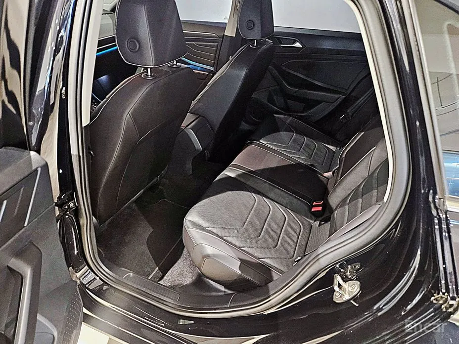 Фото 15 - Volkswagen Jetta