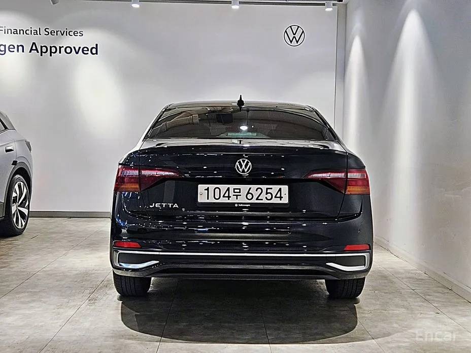 Фото 4 - Volkswagen Jetta