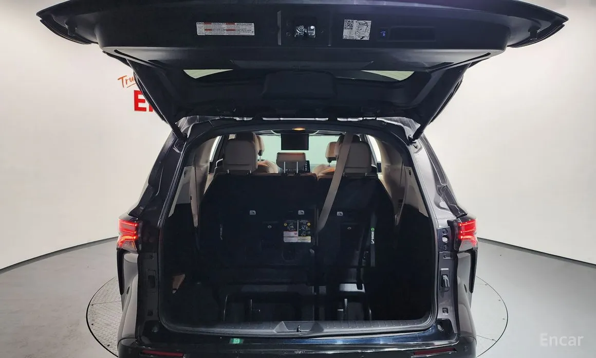 Фото 20 - Toyota Sienna