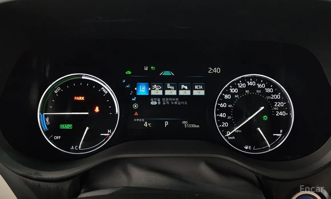 Фото 8 - Toyota Sienna