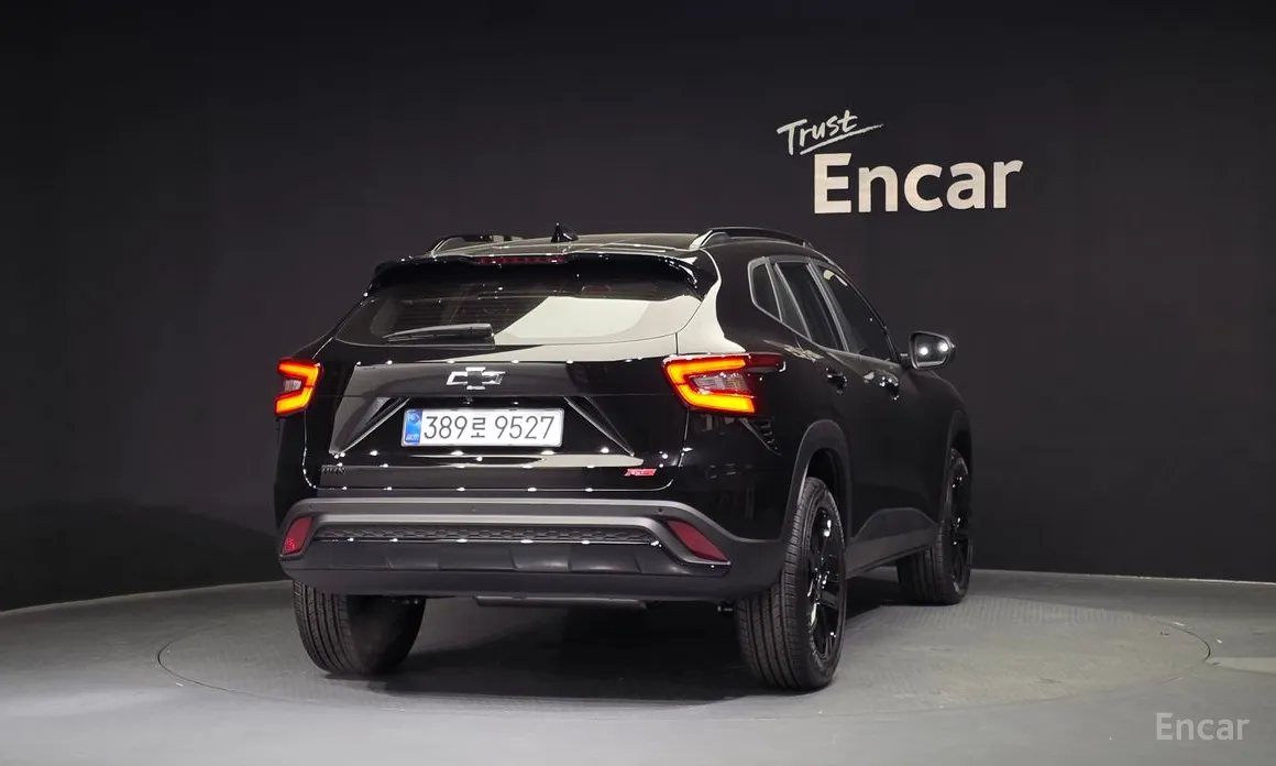 Фото 4 - Chevrolet Trax