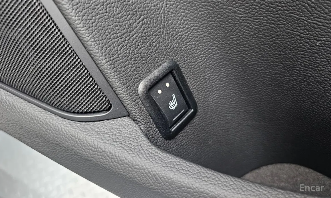 Фото 18 - Maserati Levante