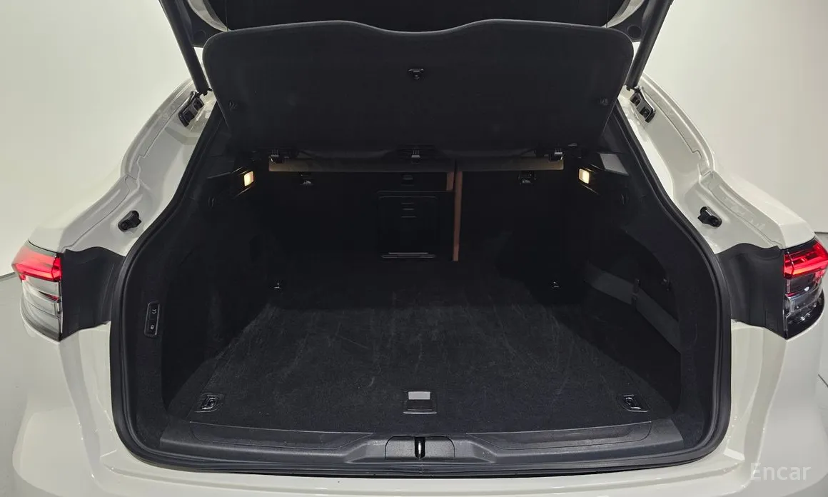 Фото 20 - Maserati Levante