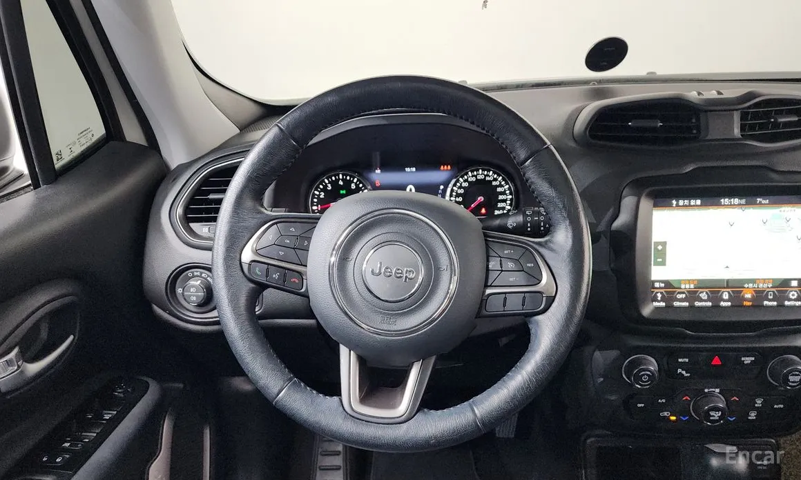 Фото 13 - Jeep Renegade