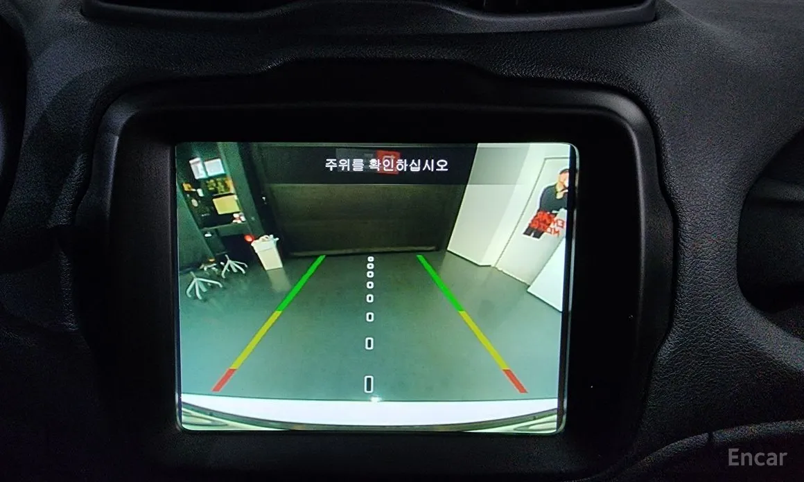 Фото 15 - Jeep Renegade