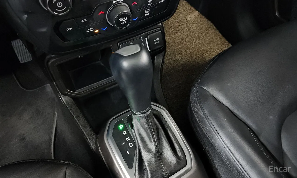 Фото 9 - Jeep Renegade