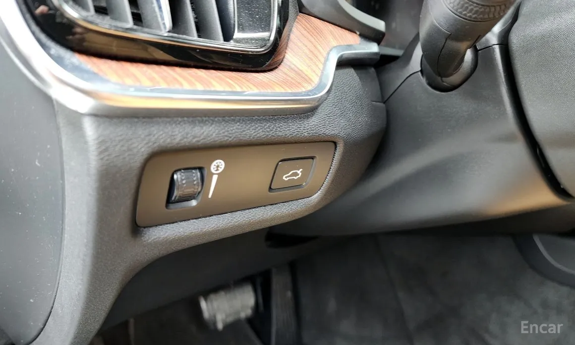 Фото 16 - Volvo S60