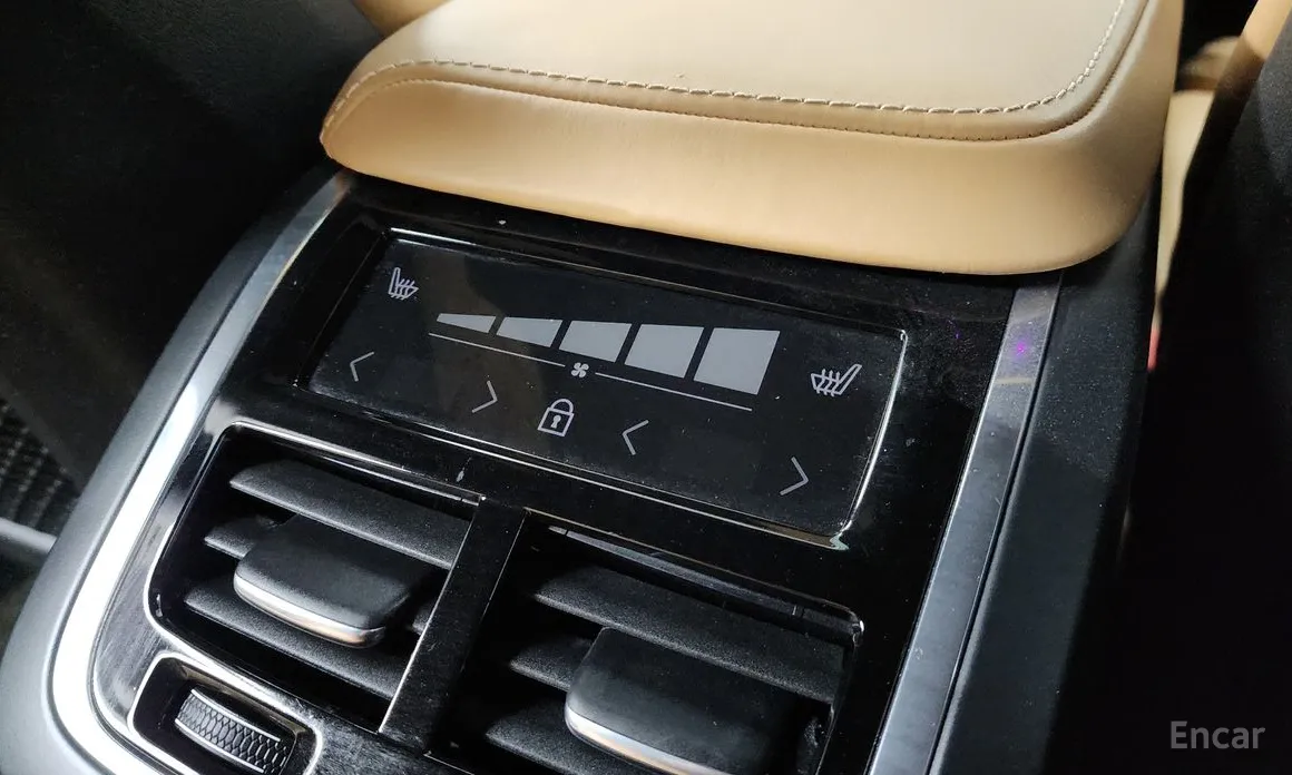 Фото 19 - Volvo S60