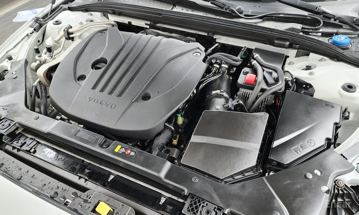 Фото 6 - Volvo S60