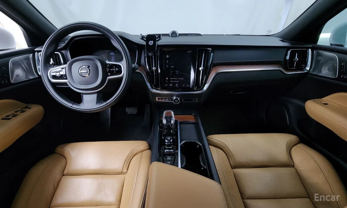 Фото 7 - Volvo S60