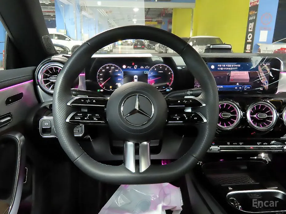 Фото 11 - Mercedes-Benz CLA-Class