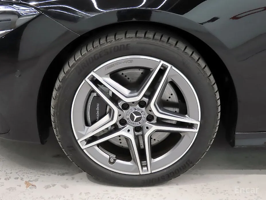 Фото 20 - Mercedes-Benz CLA-Class