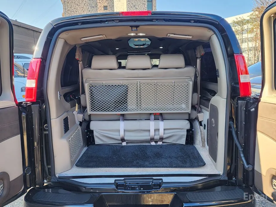 Фото 13 - Chevrolet Express Van