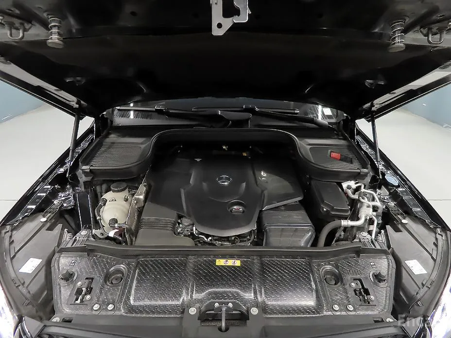 Фото 19 - Mercedes-Benz GLS-Class