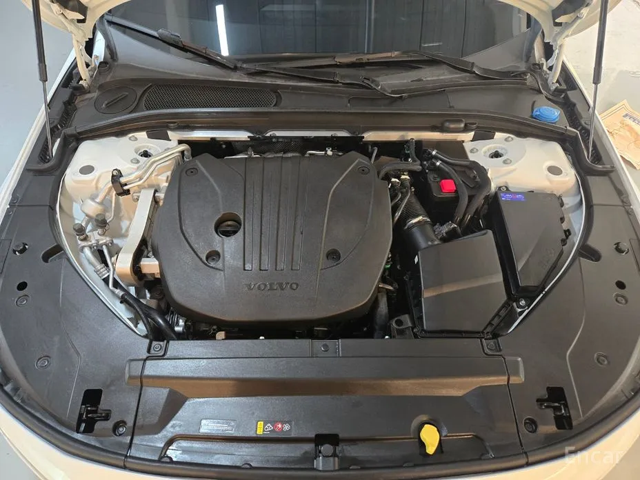 Фото 6 - Volvo S90