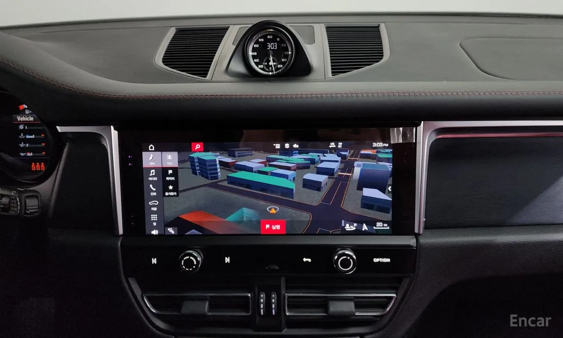 Фото 15 - Porsche Macan