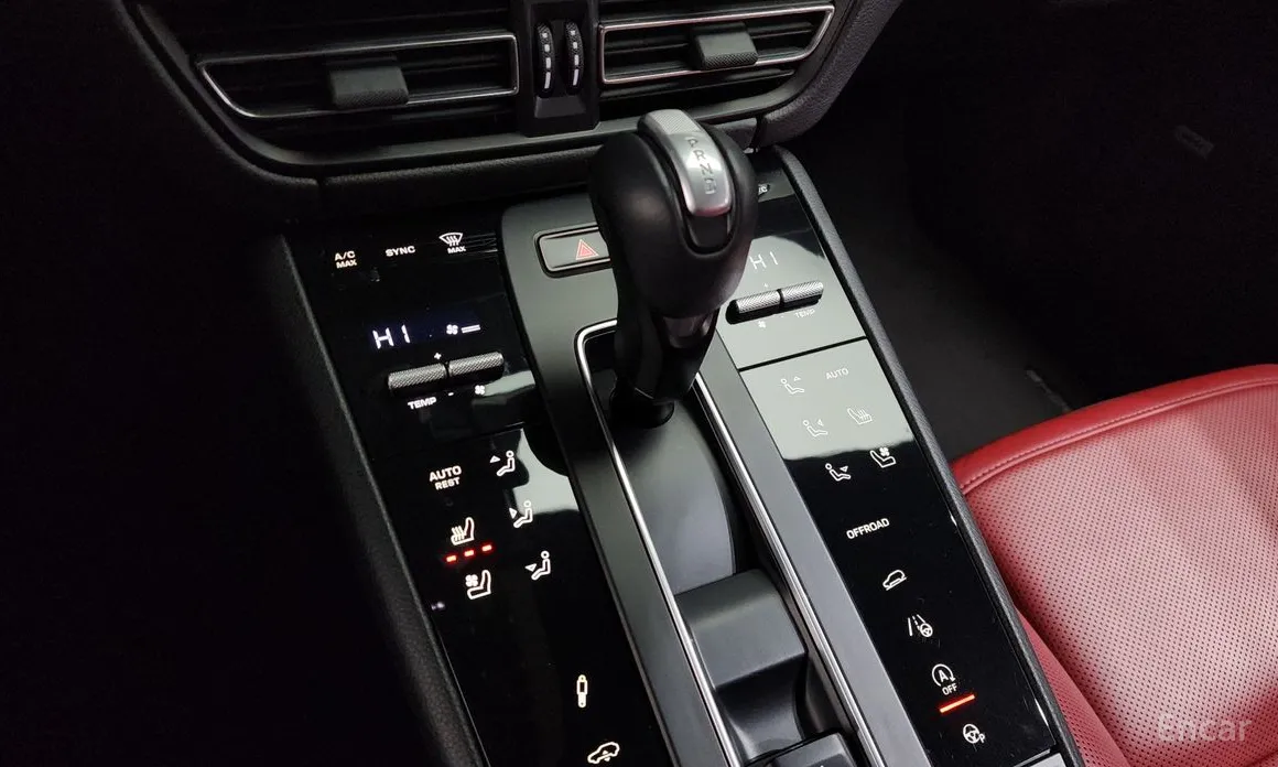 Фото 9 - Porsche Macan