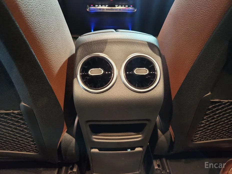 Фото 18 - Mercedes-Benz GLB-Class