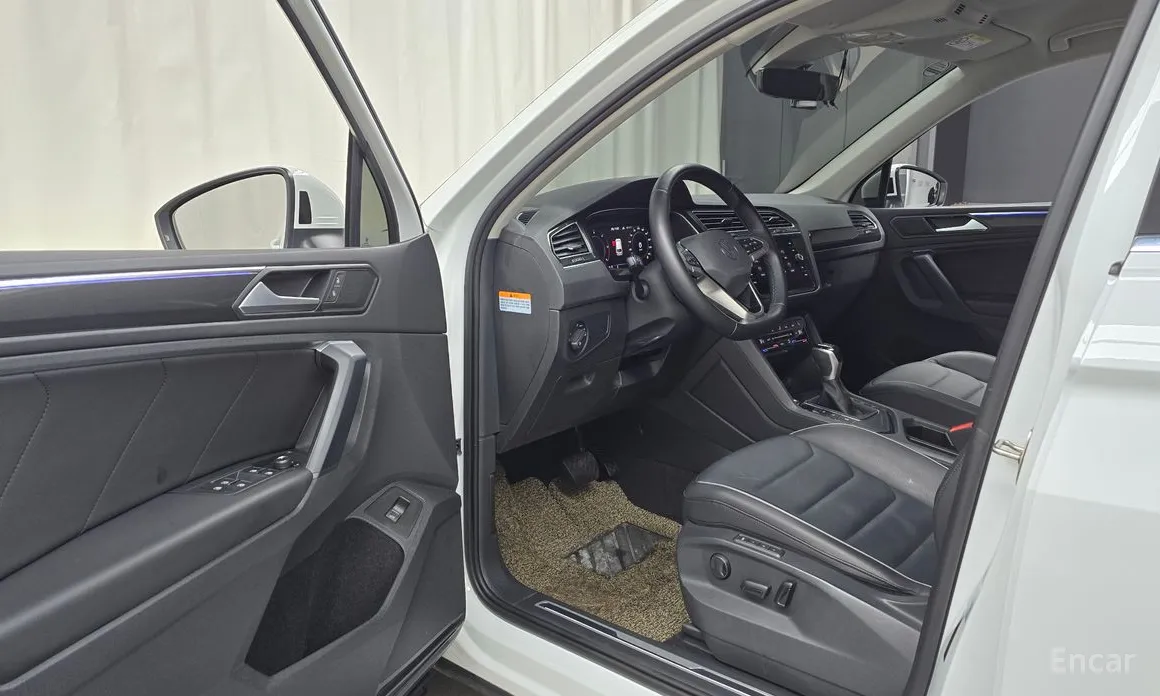 Фото 11 - Volkswagen Tiguan