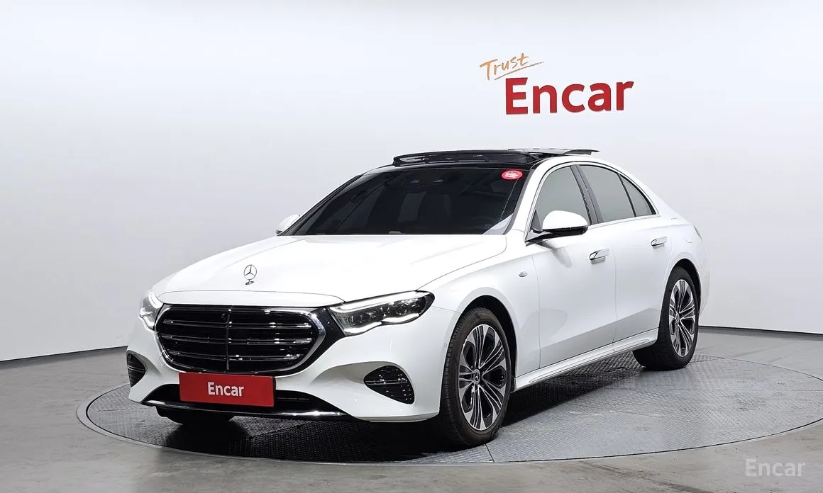 Фото 1 - Mercedes-Benz E-Class