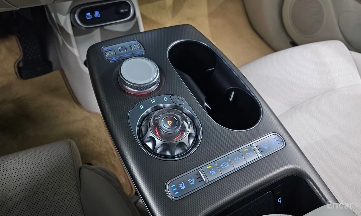 Фото 9 - Genesis GV60