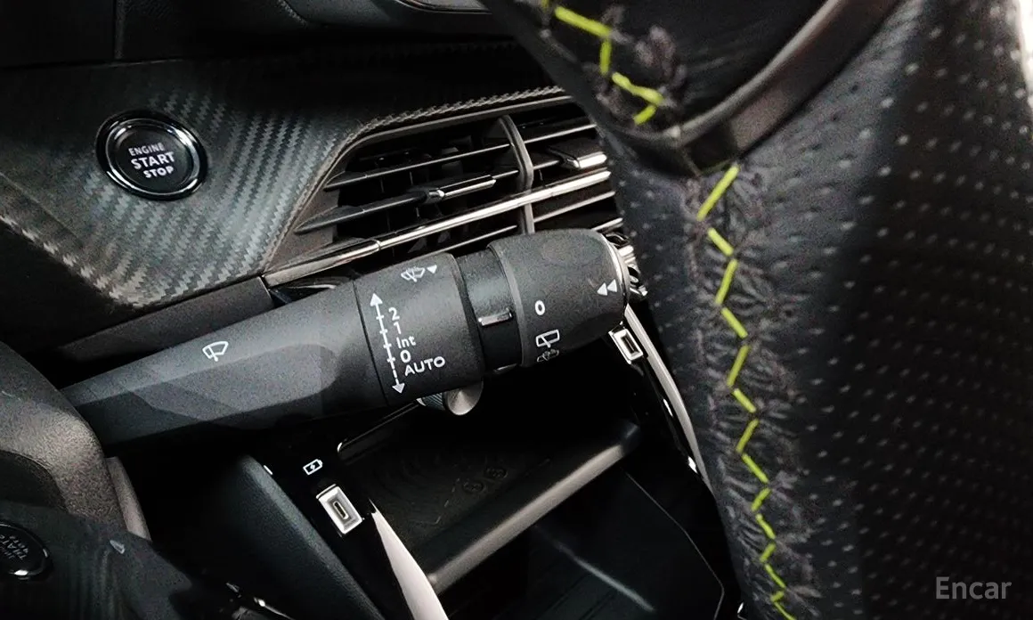 Фото 19 - Peugeot 208