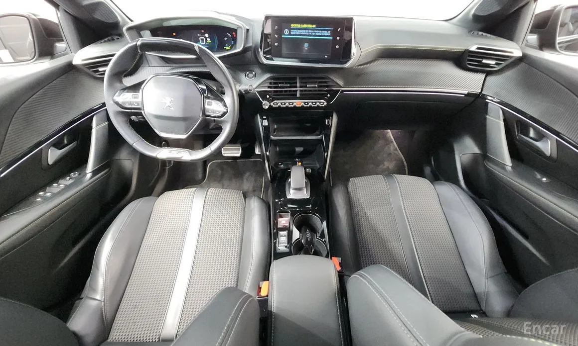 Фото 7 - Peugeot 208