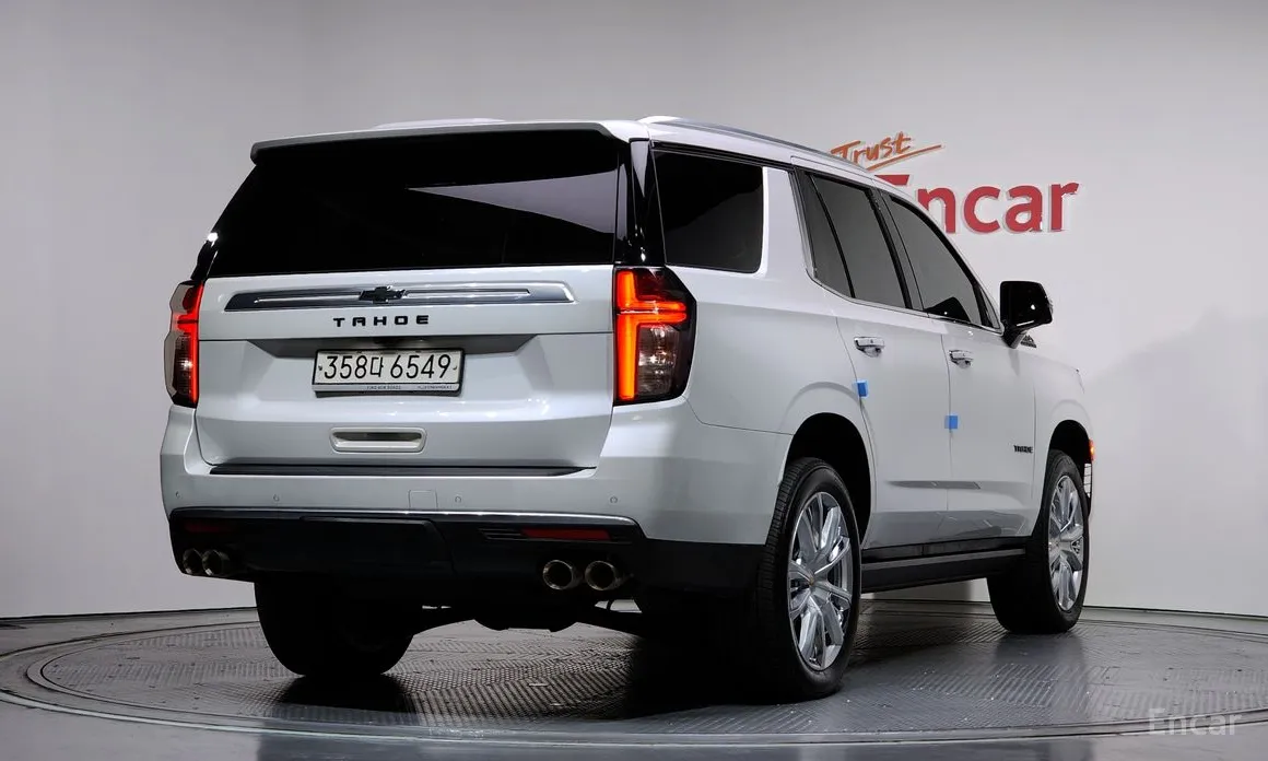 Фото 2 - Chevrolet Tahoe