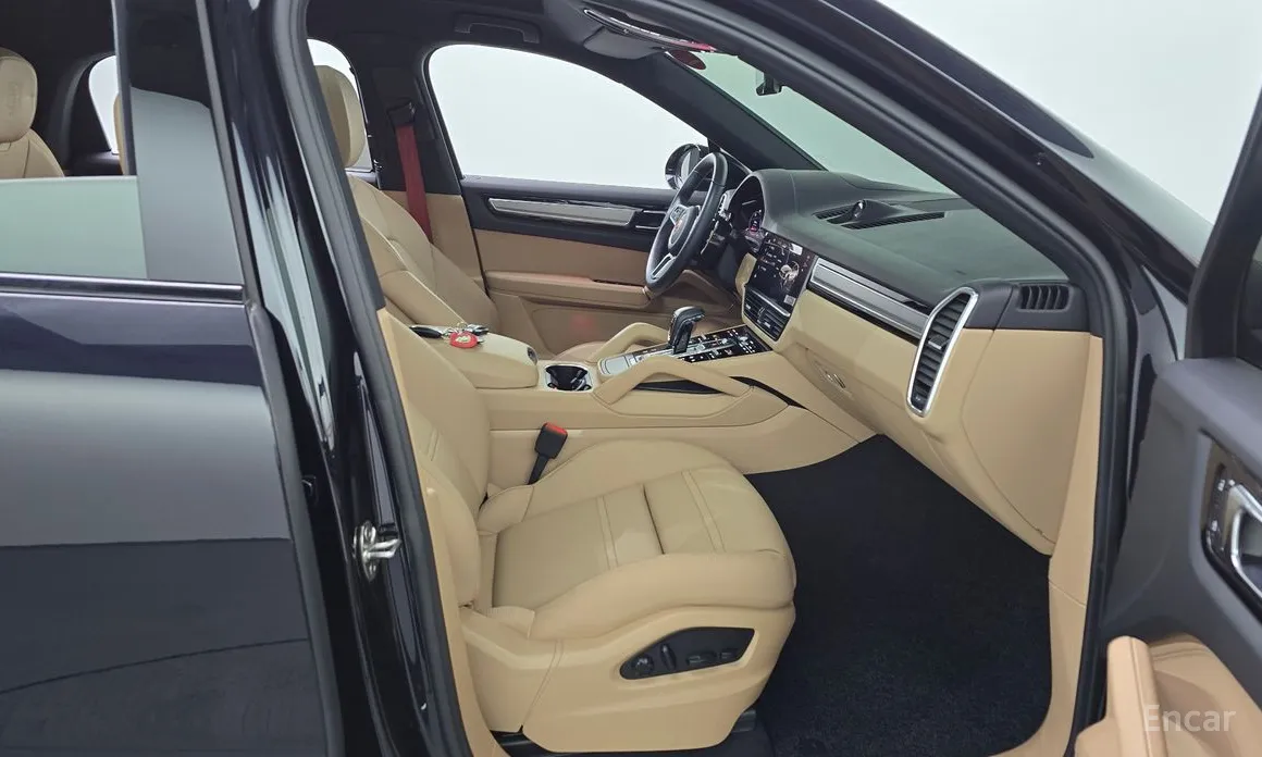 Фото 11 - Porsche Cayenne