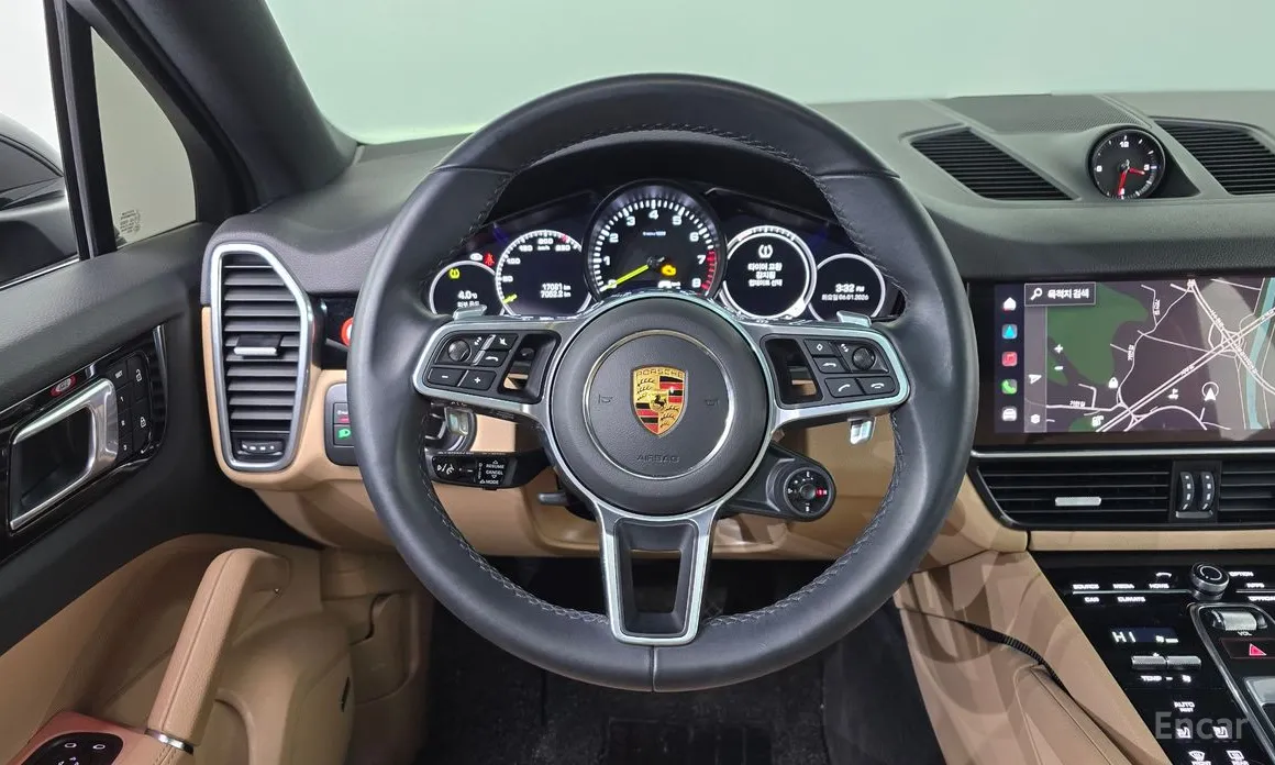 Фото 13 - Porsche Cayenne