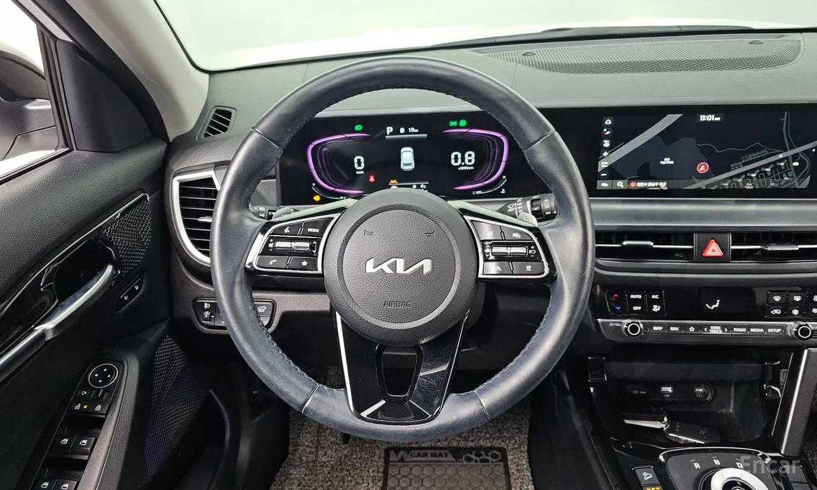 Фото 14 - Kia Seltos