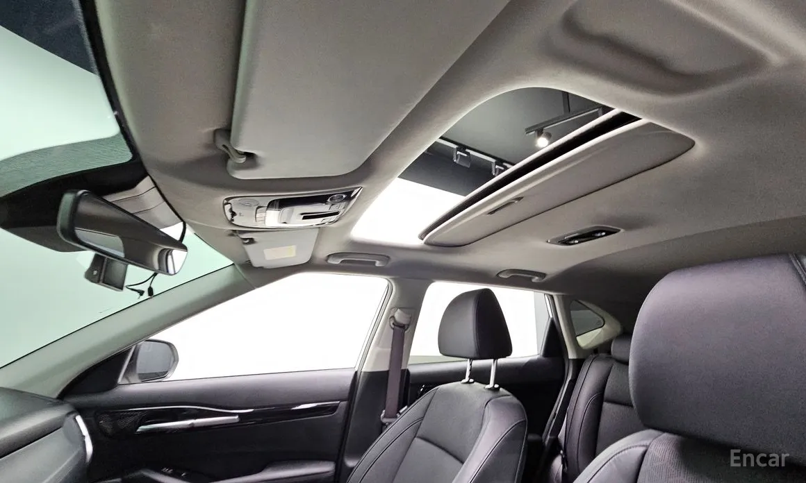 Фото 17 - Kia Seltos