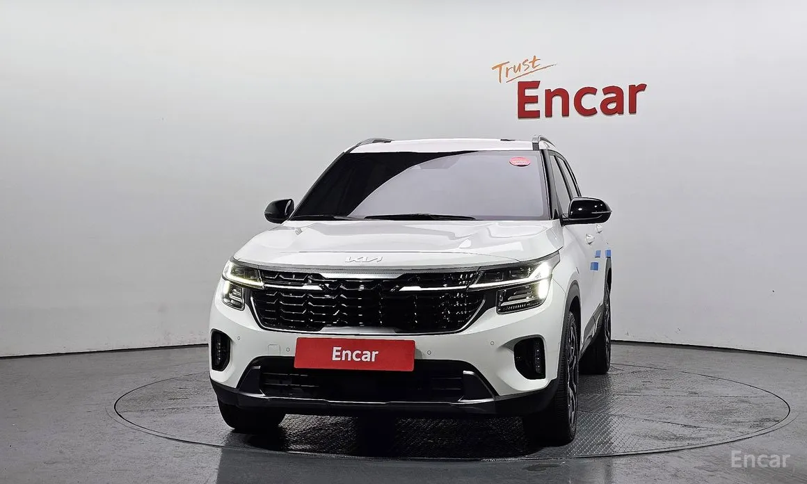 Фото 3 - Kia Seltos