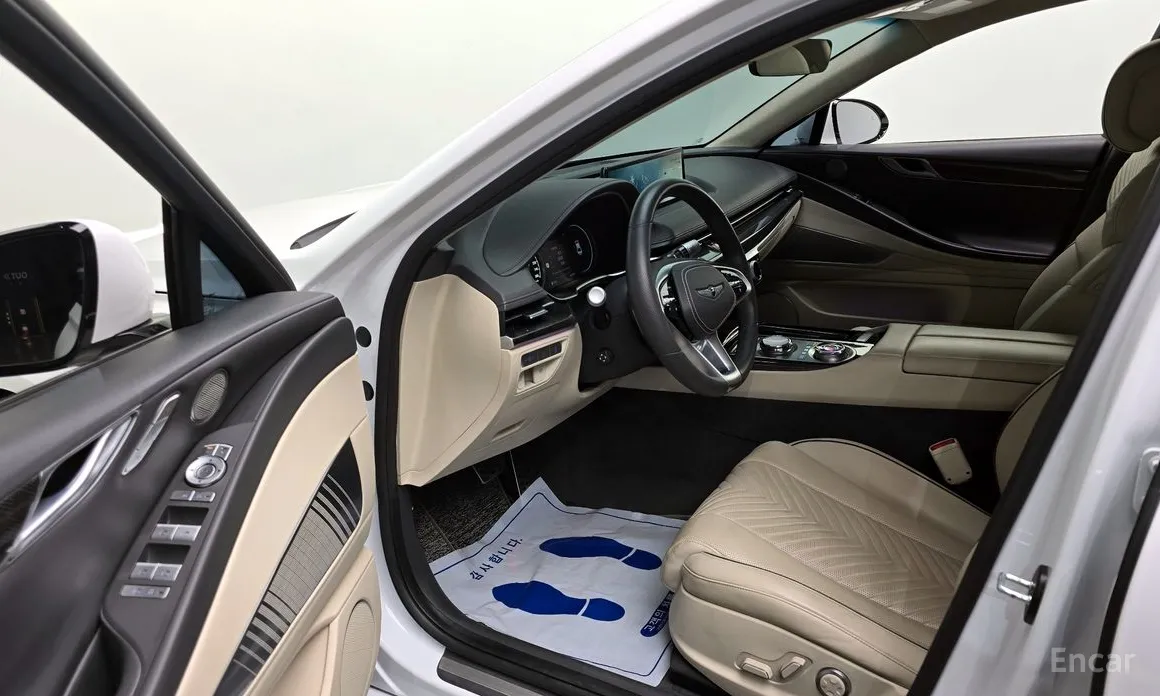 Фото 10 - Genesis G80