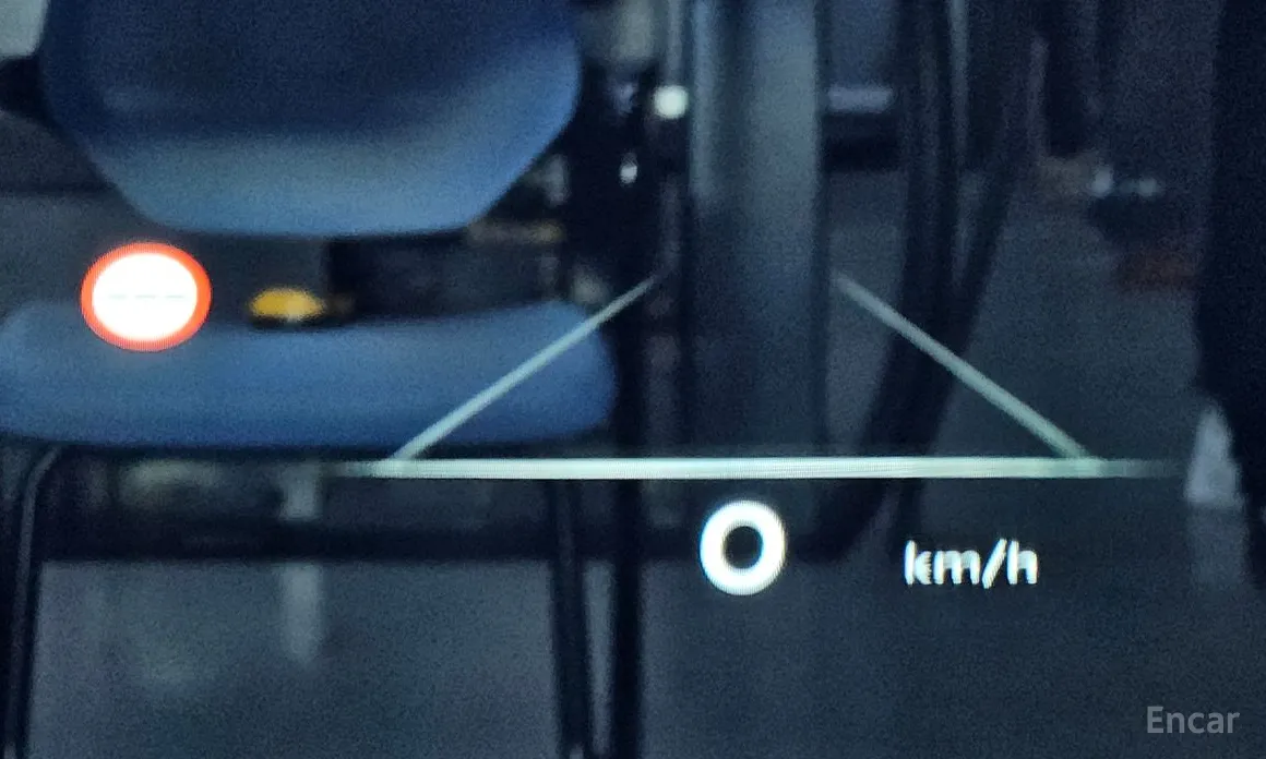 Фото 19 - Genesis G80