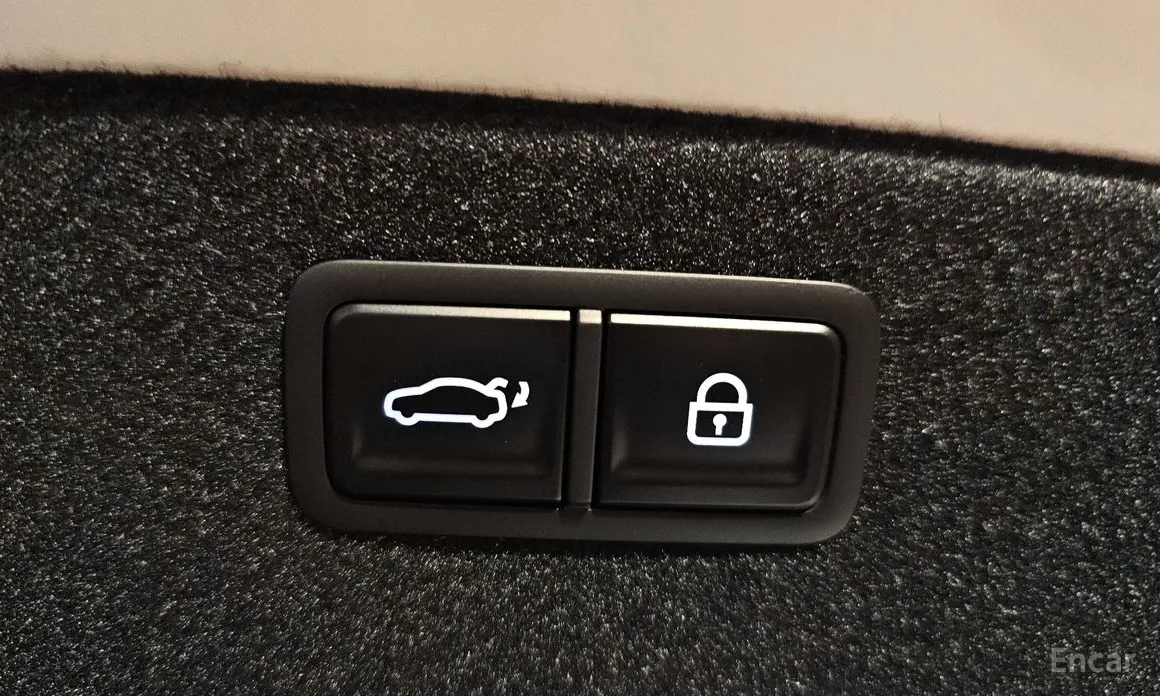 Фото 20 - Genesis G80